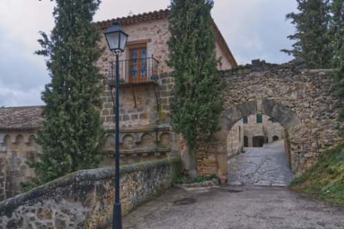Entrada al monasterio de Buenafuente del Sistal